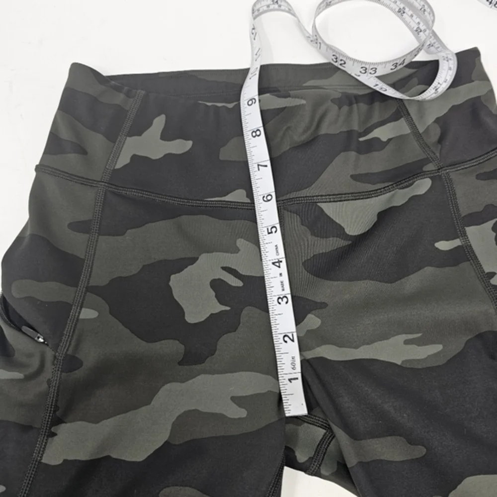 Athleta Camo Contender 7/8 Tight Leggings Green 405480-02 Women's Size Small.‎